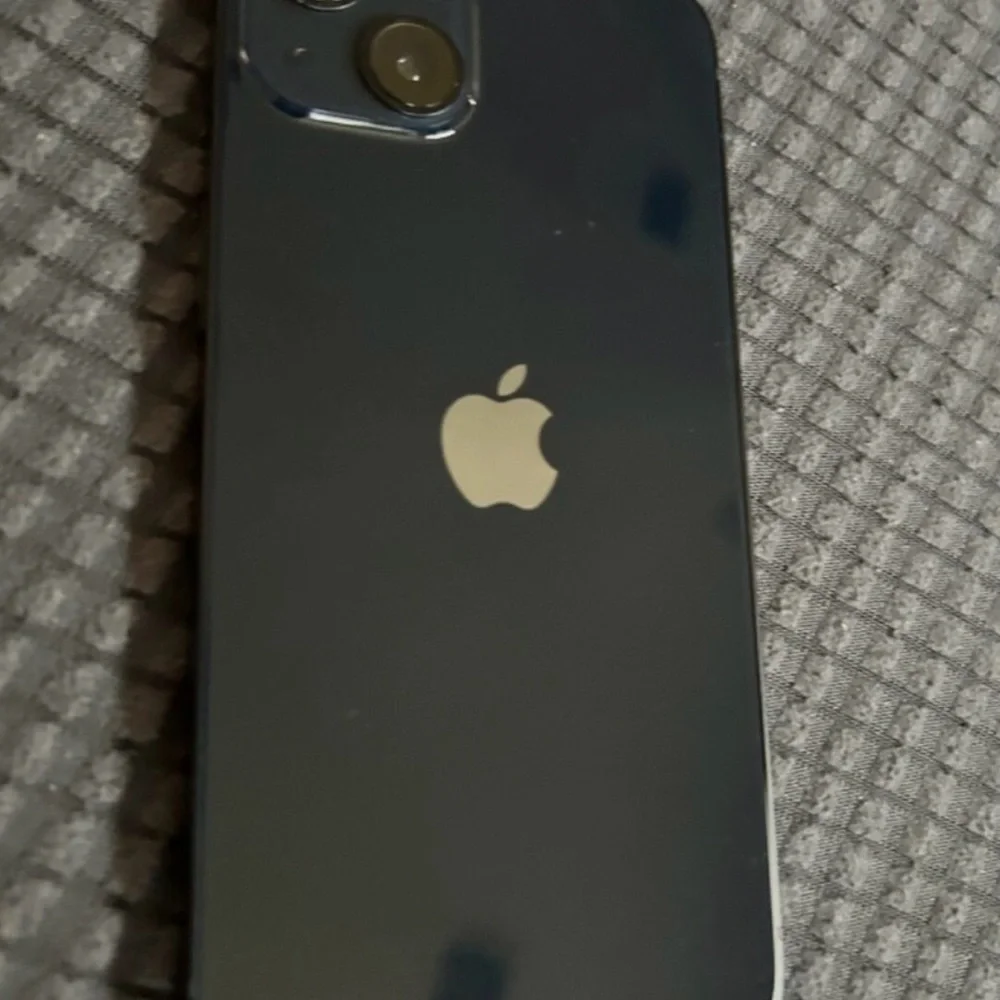 Apple iPhone - Midnight Black